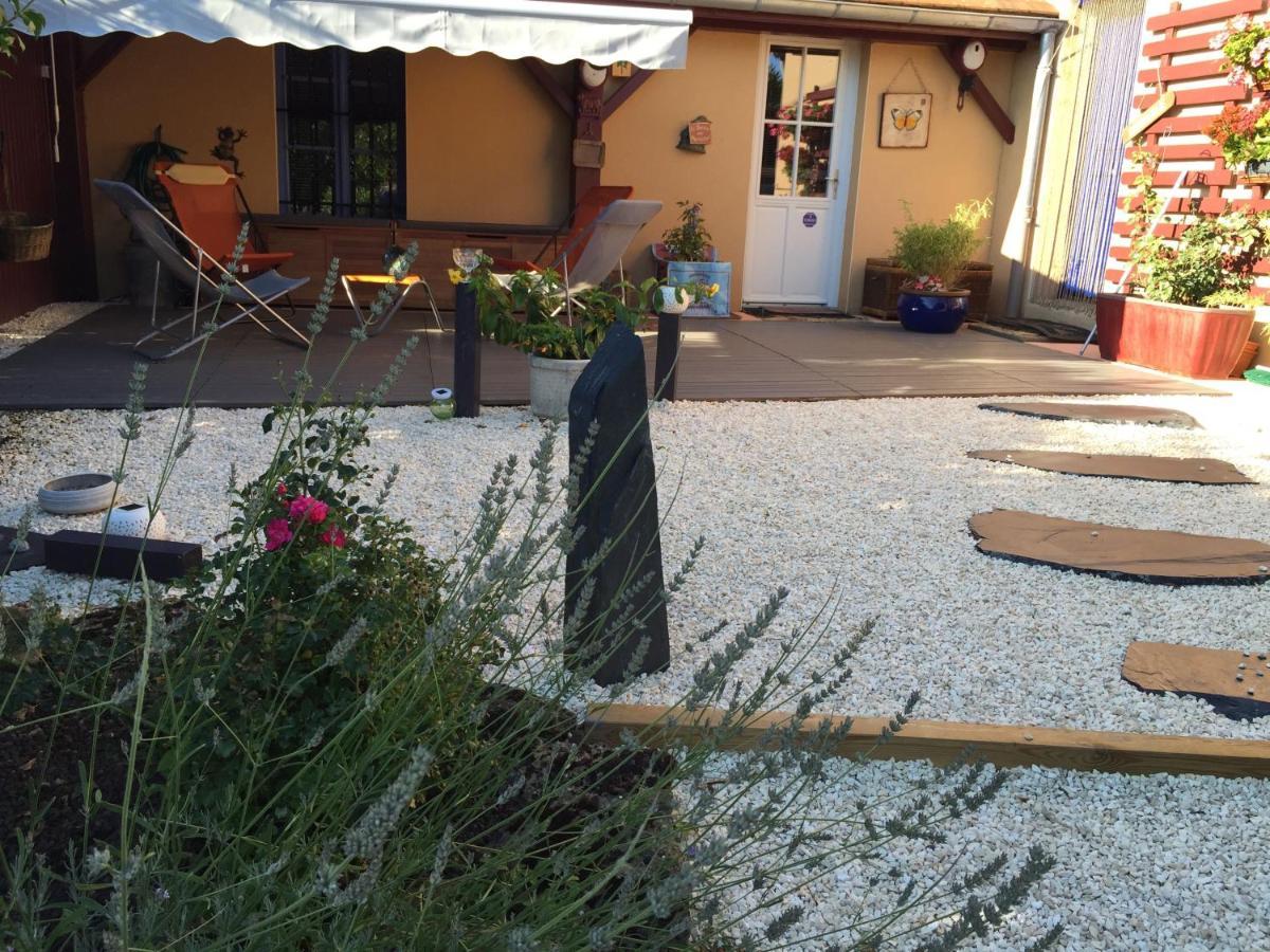Mazille Le Jardin De Theleme "Charme Discret Pour Un Nid Douillet"ヴィラ エクステリア 写真